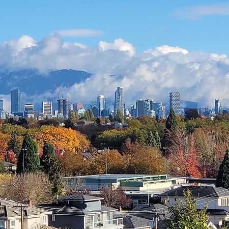 Suite Smart Vancouver Exterior photo